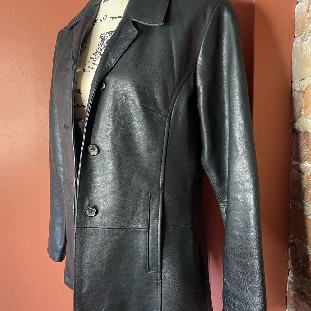 Leather jacket - Picture 2 of 6